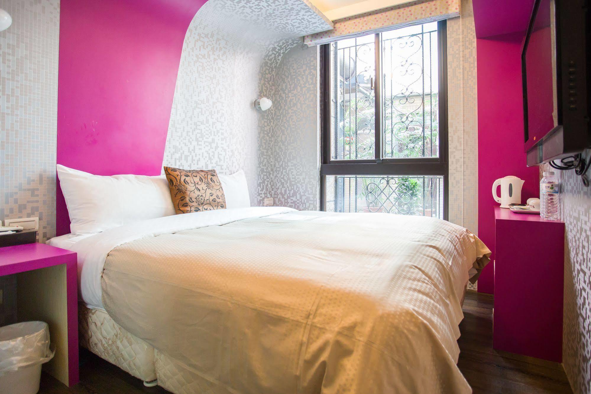 Lio Hotel - Ximending Тайпей Екстериор снимка